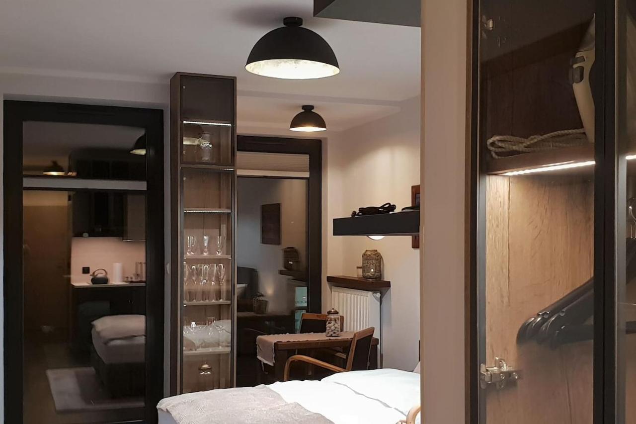 Boutique 108 - Old City, Luxury Apt. With A Garage Cracóvia Exterior foto