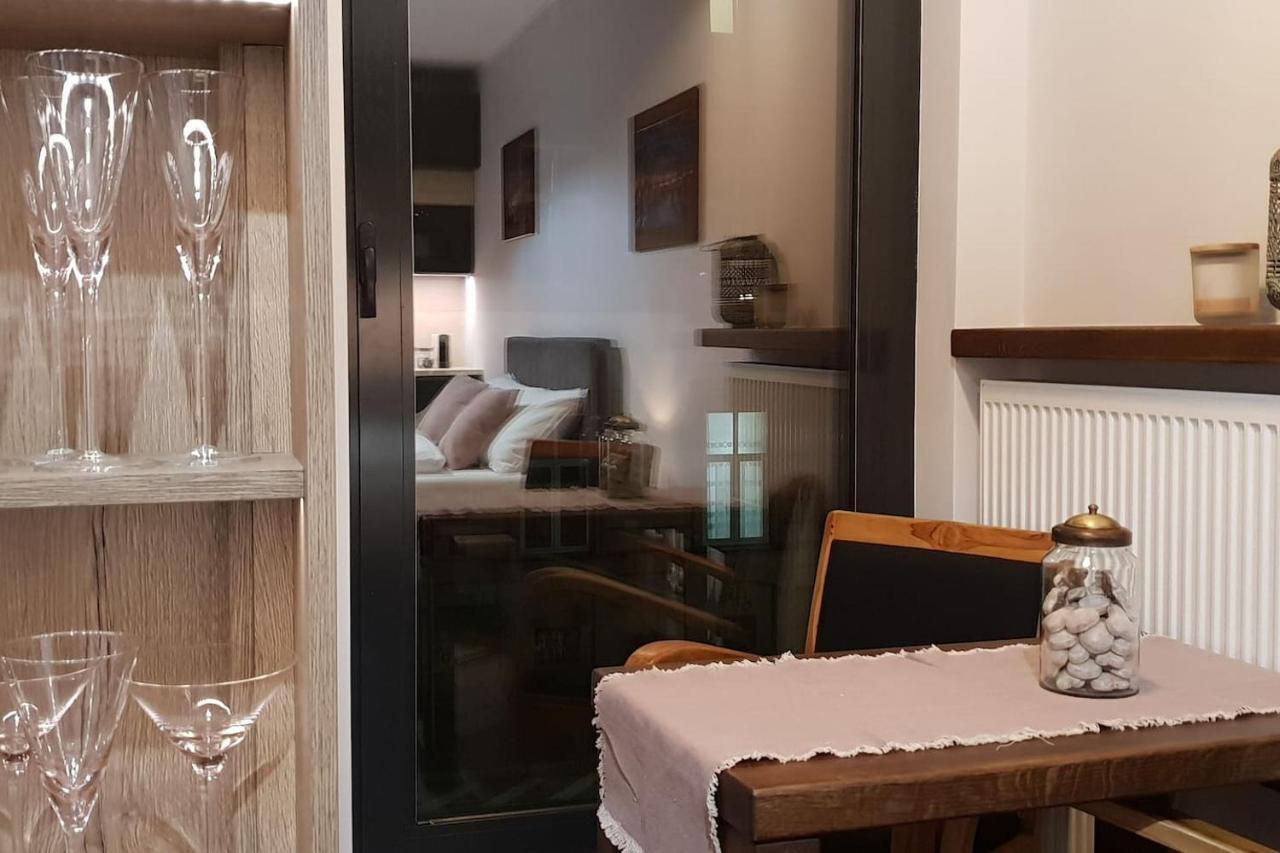 Boutique 108 - Old City, Luxury Apt. With A Garage Cracóvia Exterior foto
